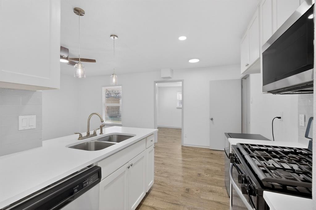 Meadows First Sec - Residential