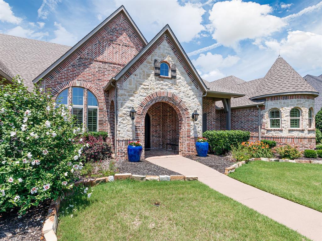 2161 Meadow View Drive