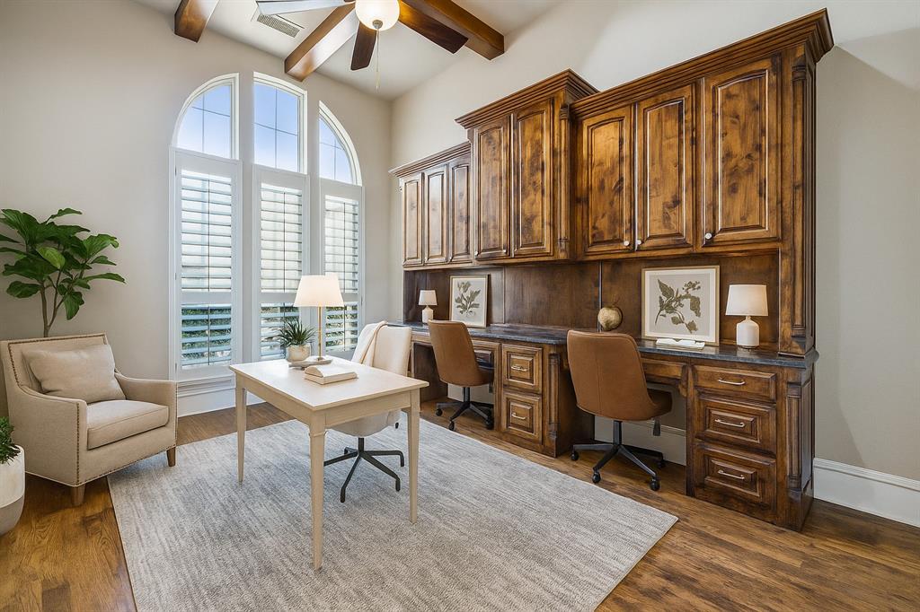 2161 Meadow View Drive