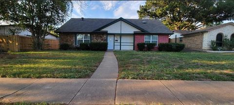 1601 Melrose Street Garland TX 75042