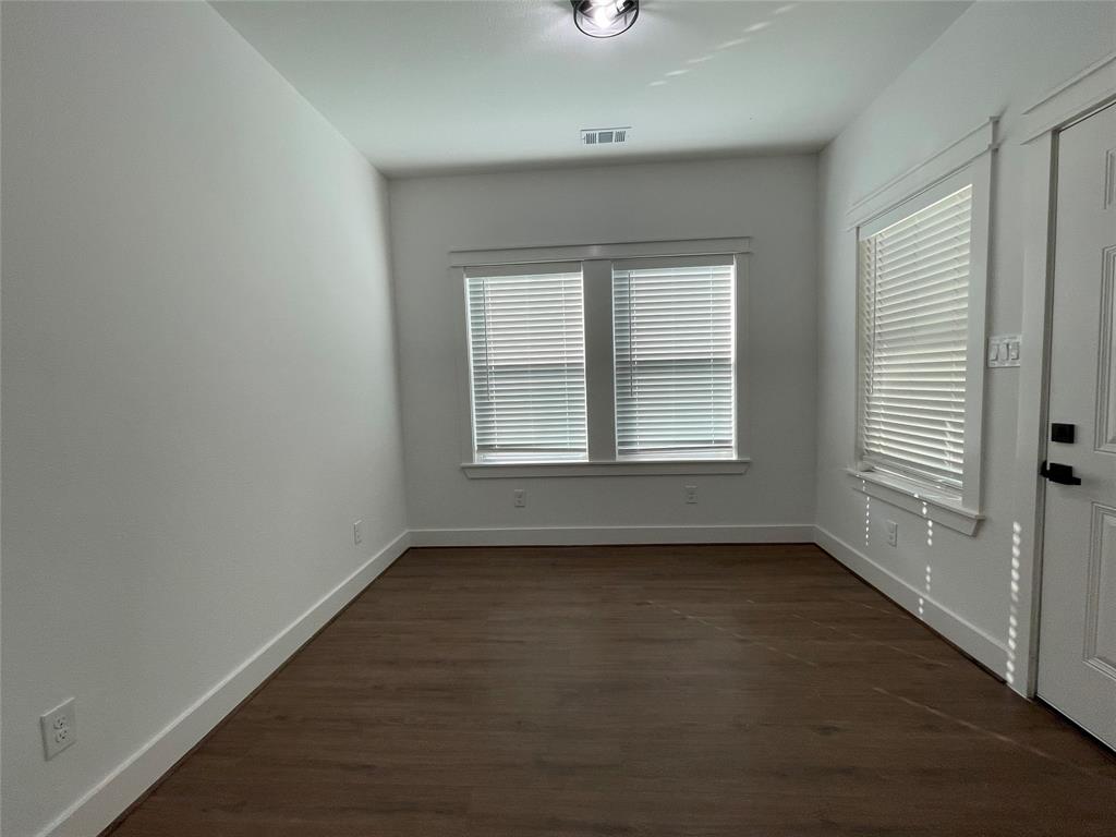 John & M A Genaros - Residential