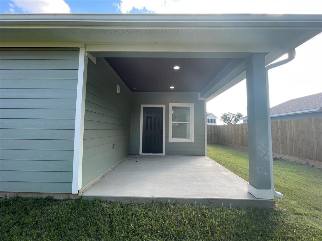 John & M A Genaros - Residential