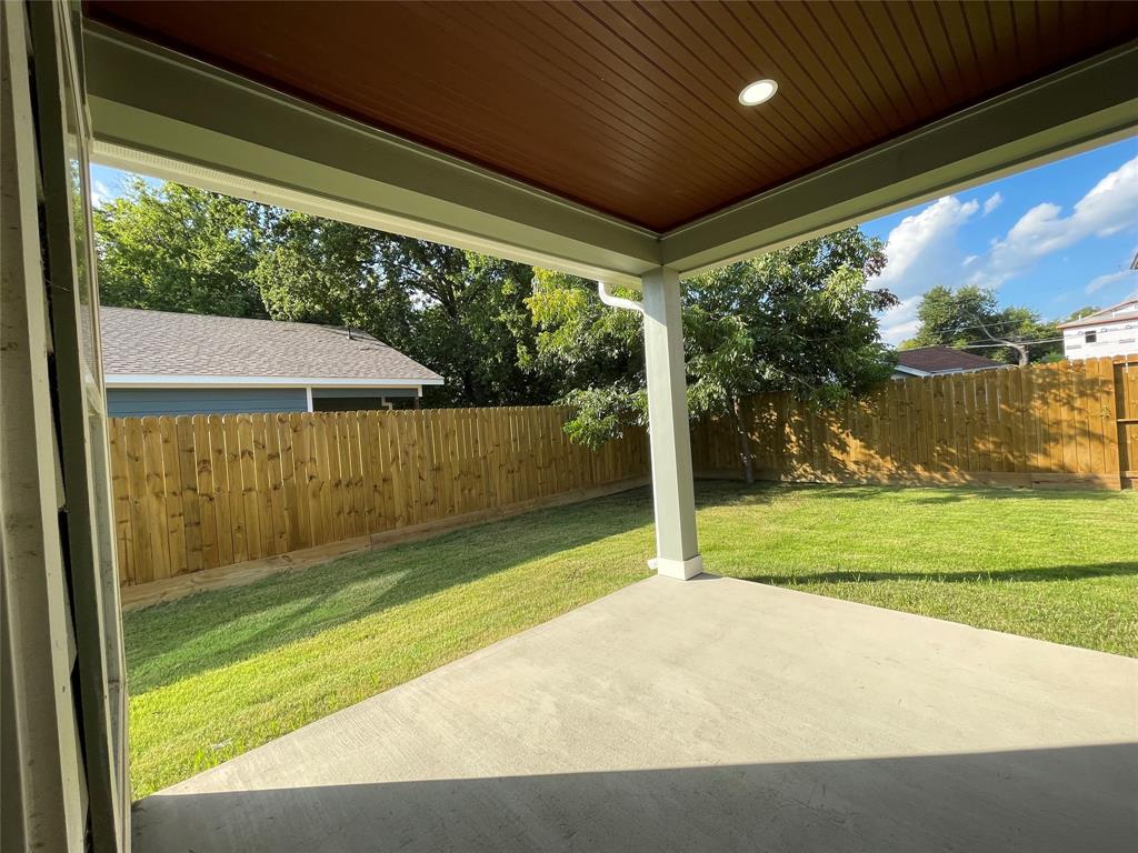 John & M A Genaros - Residential