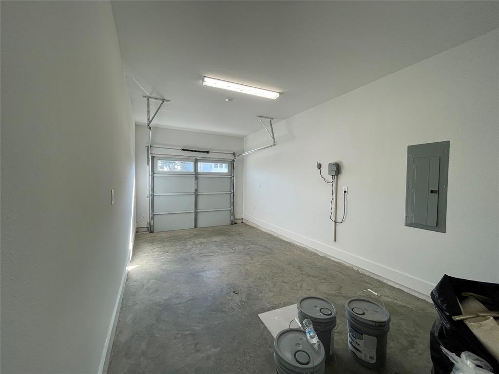 John & M A Genaros - Residential