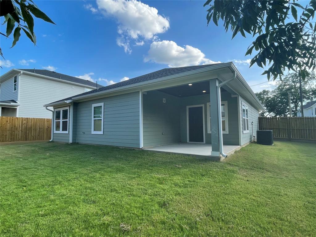 John & M A Genaros - Residential