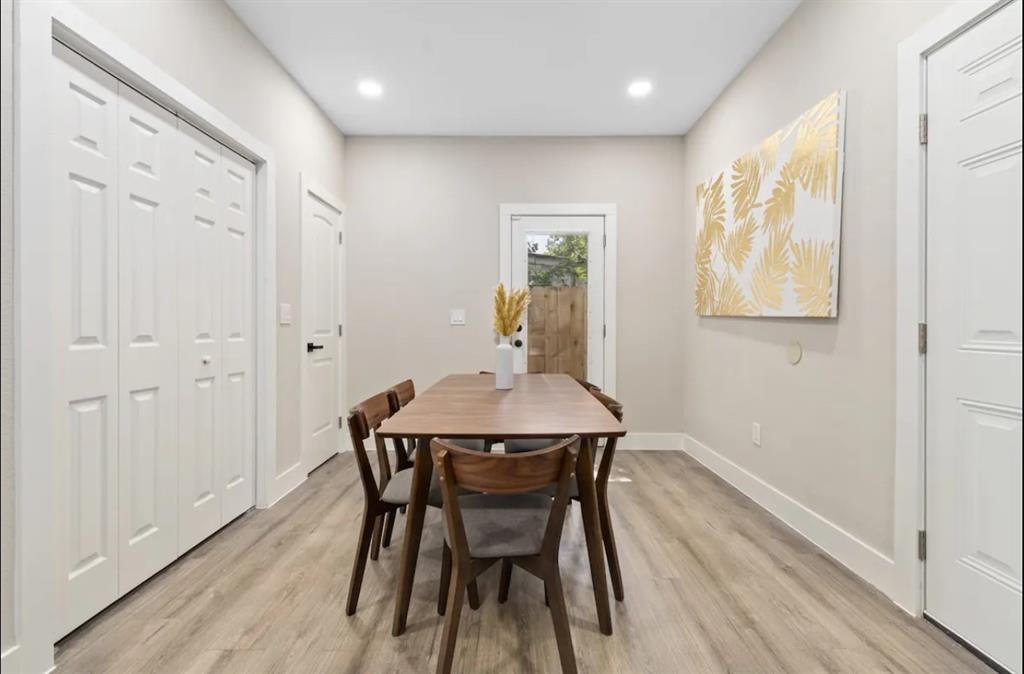 Roosevelt Manor 1st Inst - Residential Lease