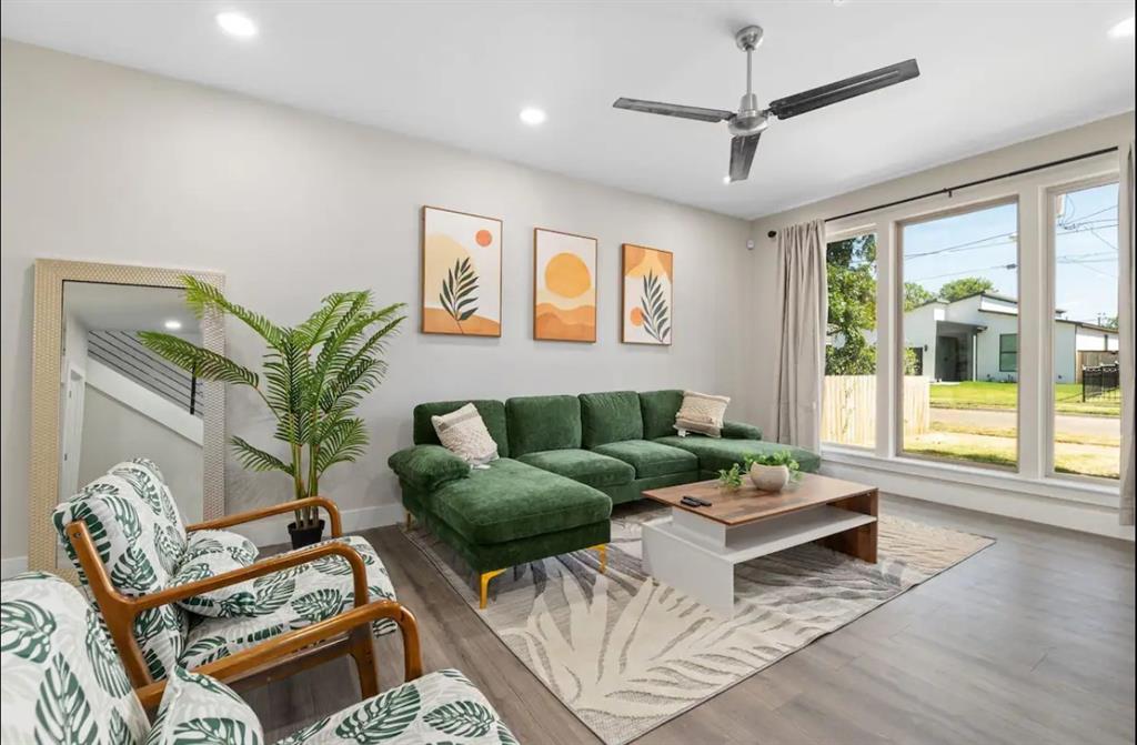 Roosevelt Manor 1st Inst - Residential Lease