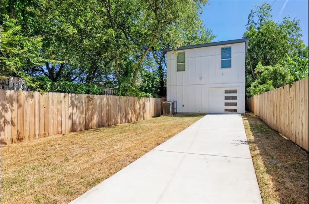 Roosevelt Manor 1st Inst - Residential Lease