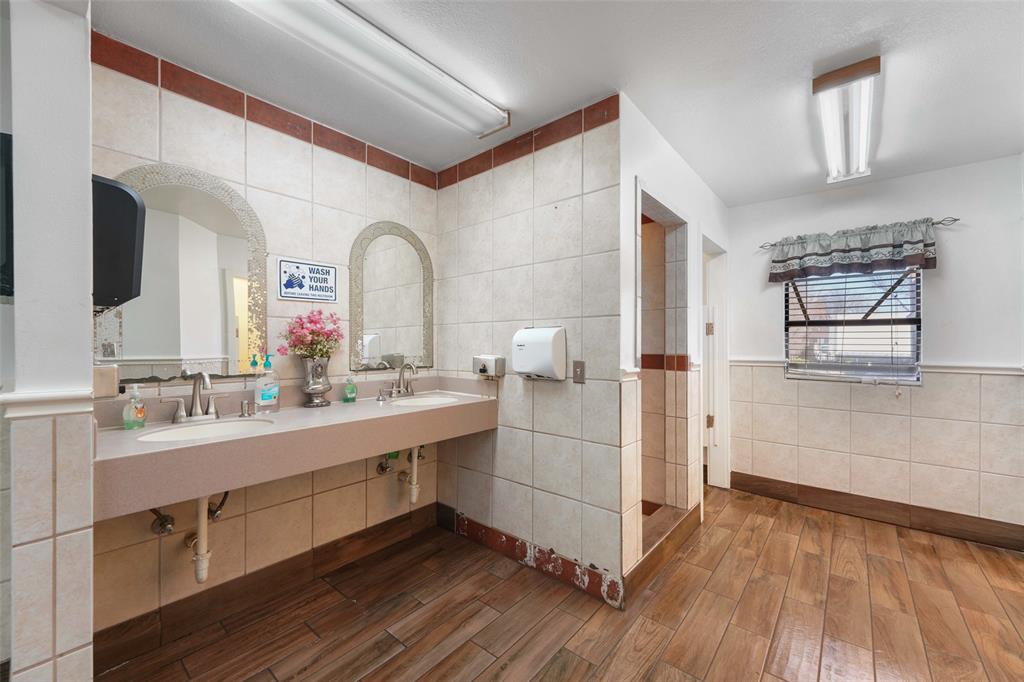 IGLESIA EVANGELICA ADDITION - Commercial Sale