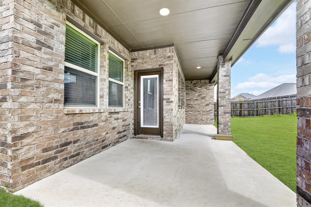 1103 Wagon Wheel Way