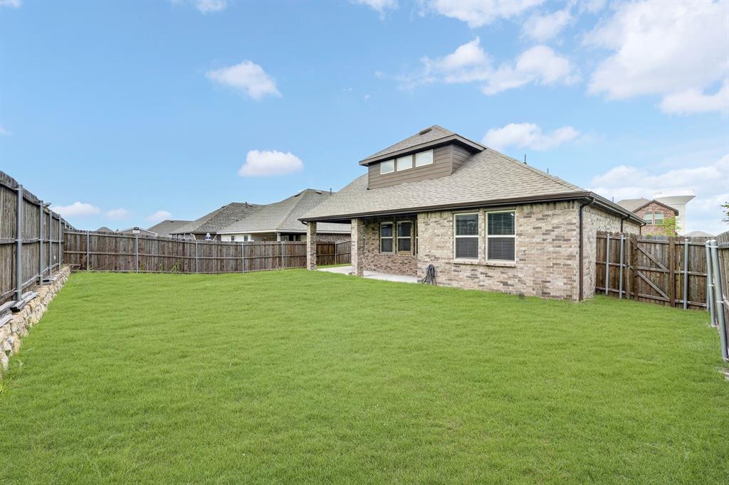 1103 Wagon Wheel Way