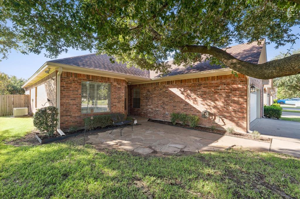 9117 Darby Lane