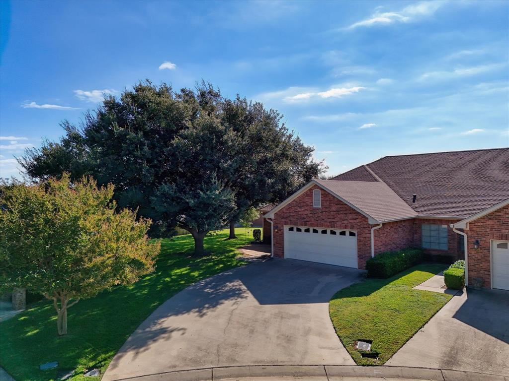 9117 Darby Lane