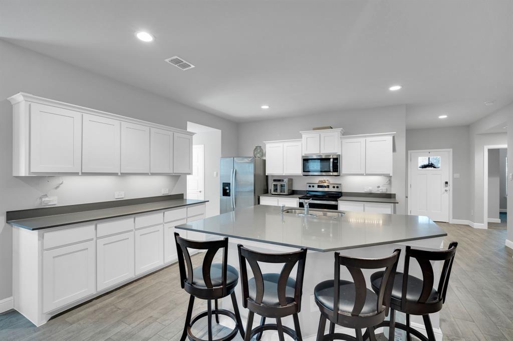 1520 Forest Park Drive