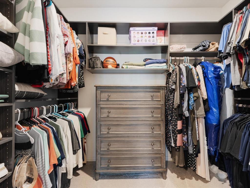 Falcon Place - Residential