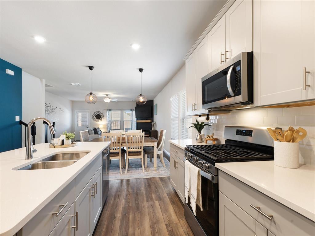 Falcon Place - Residential