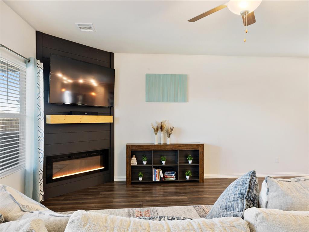 Falcon Place - Residential