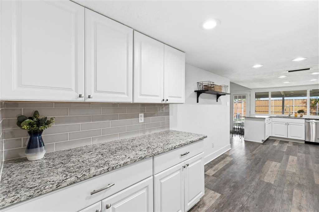 white rock village - Residential