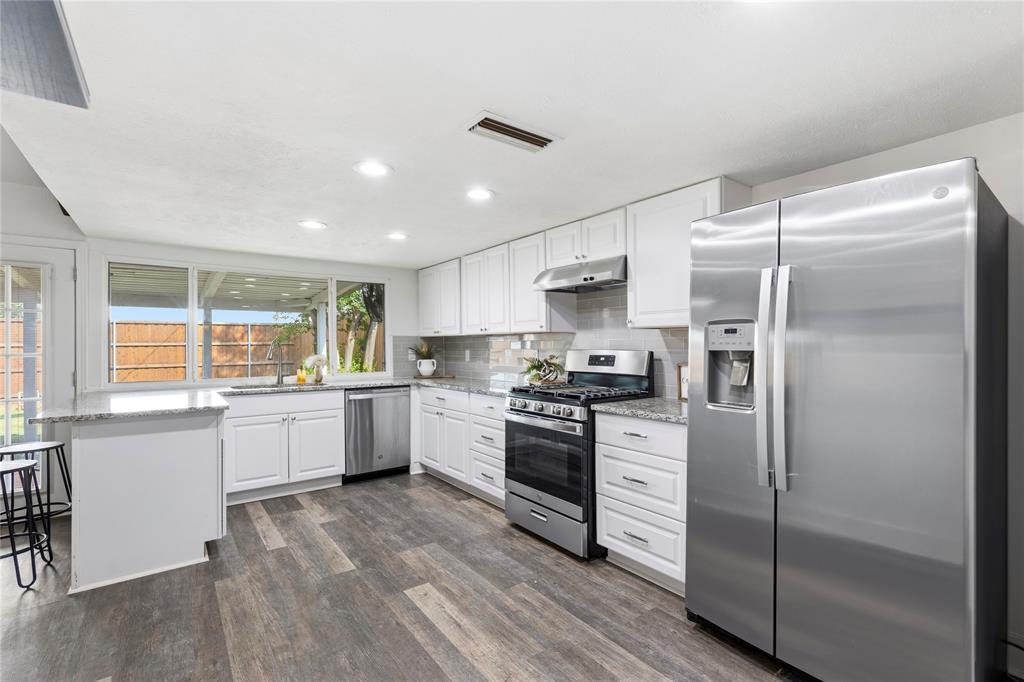 white rock village - Residential