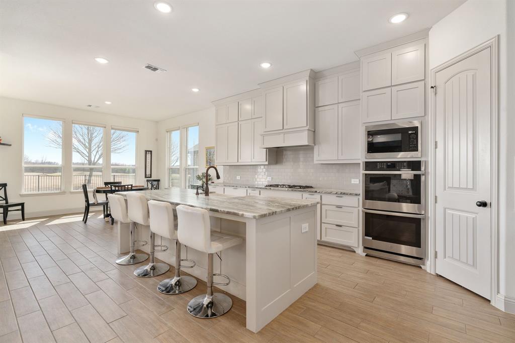 12140 Indian Creek Drive