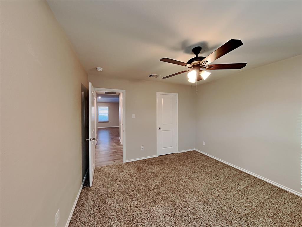 Highland Mdws Ph III - Residential Lease