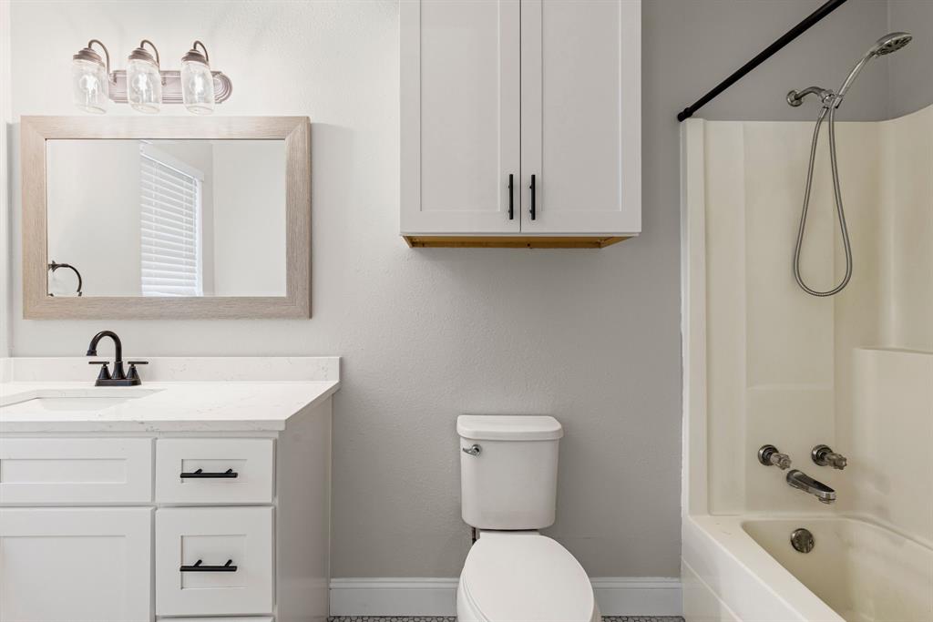 John G Jouett Surv Abs # 572 - Residential