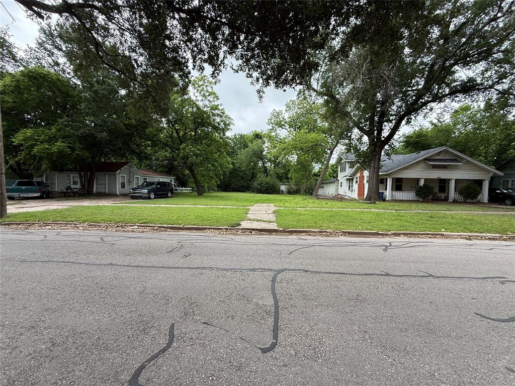 Corsicana - Land