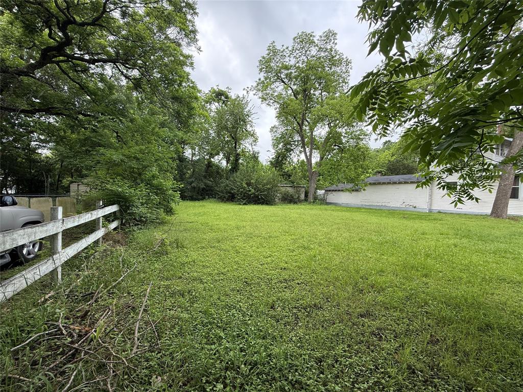 Corsicana - Land