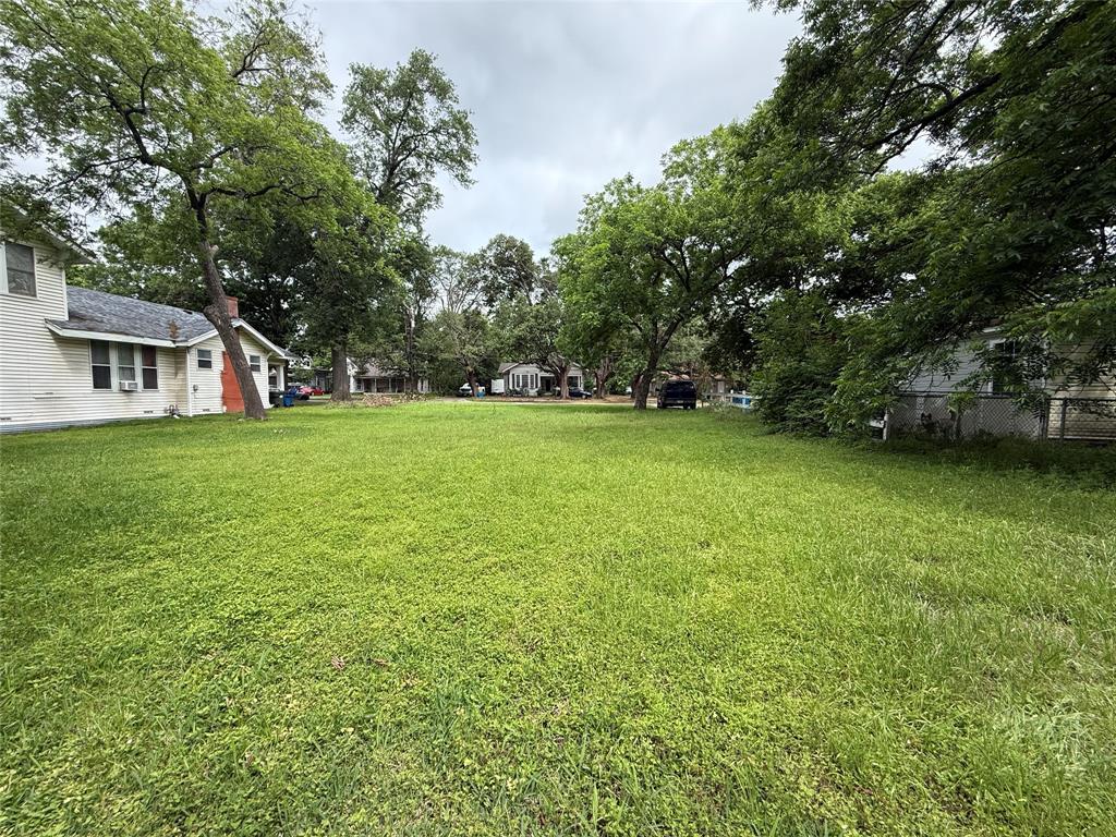 Corsicana - Land