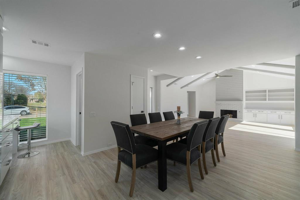 1109 Mill Springs