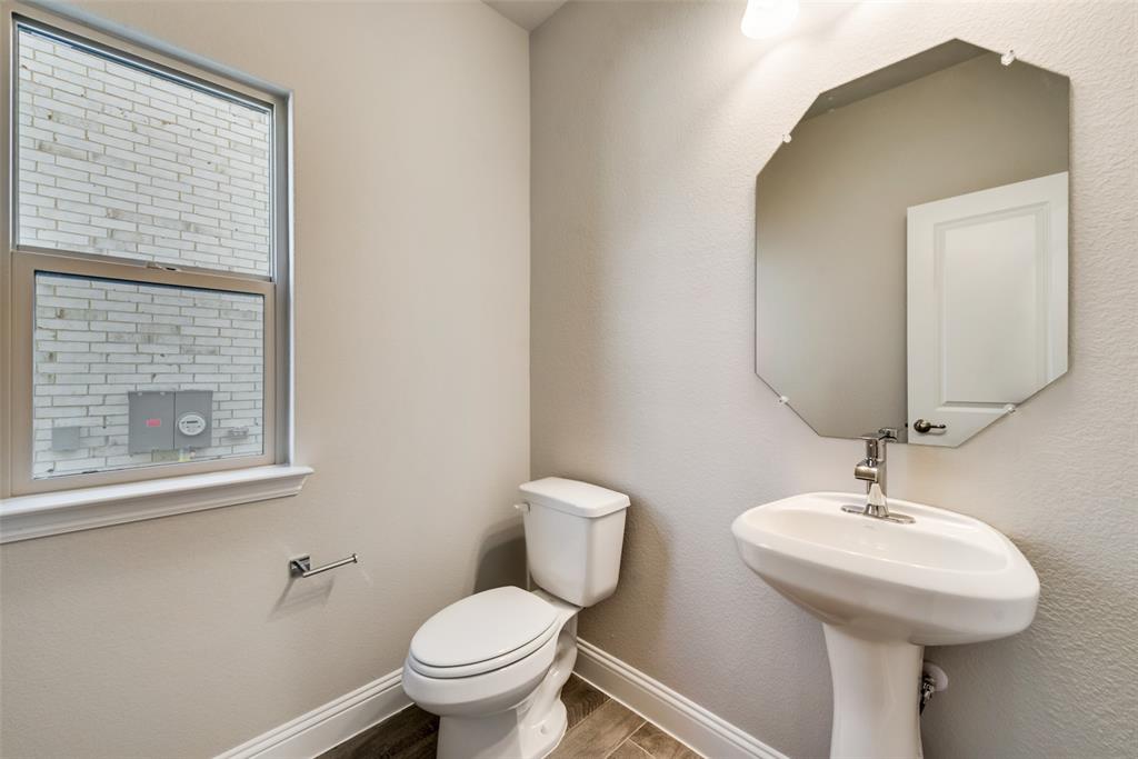 AVALON AT ARGYLE - Residential Lease