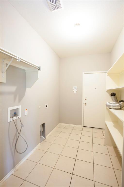 Wylie, Texas 75098, United States, 4 Bedrooms Bedrooms, ,3 BathroomsBathrooms,Residential,Active,125720