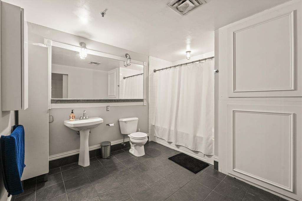 Soco Urban Loft Condo - Residential