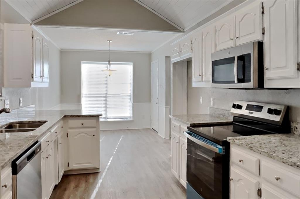 Rustic Oaks Ph Three - Residential Lease