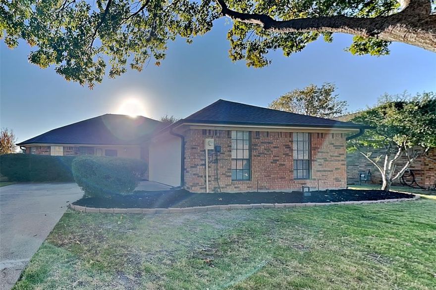 Charming 3 bed, 2  bath 1,737 sq ft home in Wylie! Open kitchen concept with updated counters. Primary suite with attached bathroom. Spacious backyard, great for gatherings! Pets accepted on a case by case basis. Additional admin fees apply. The Fireplace is decorative. Schedule your showing today! This home is as-is.  

This home may be located within a Homeowners Association (HOA) community. If so, residents will be responsible for adhering to all HOA rules and regulations. Please contact your agent or landlord's agent for more information.