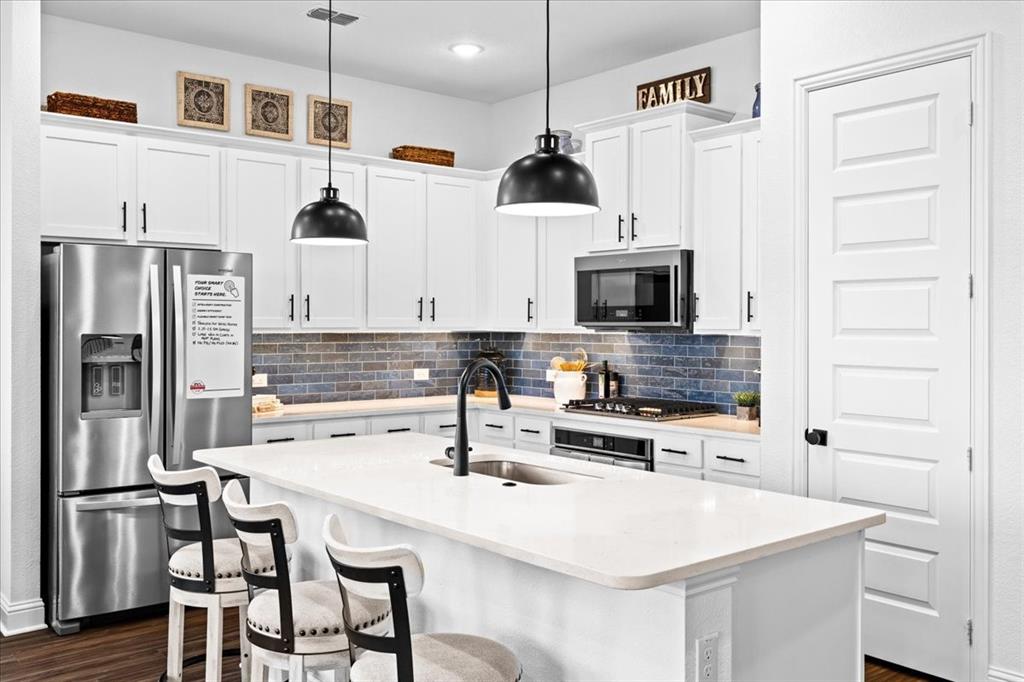 Sheppard's Place - Residential