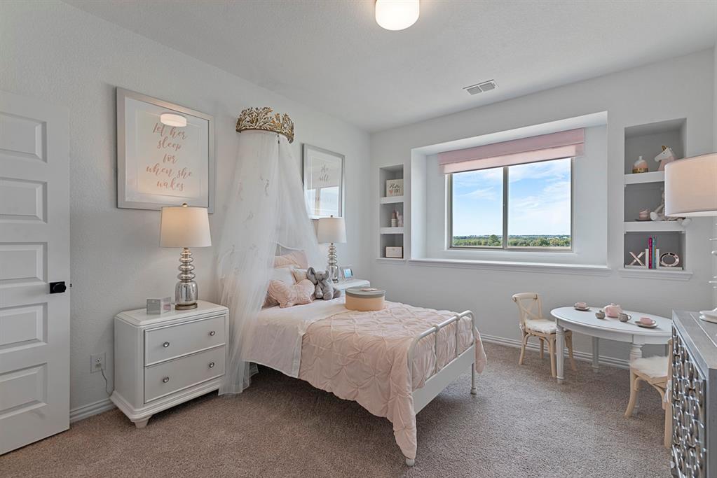 Sheppard's Place - Residential
