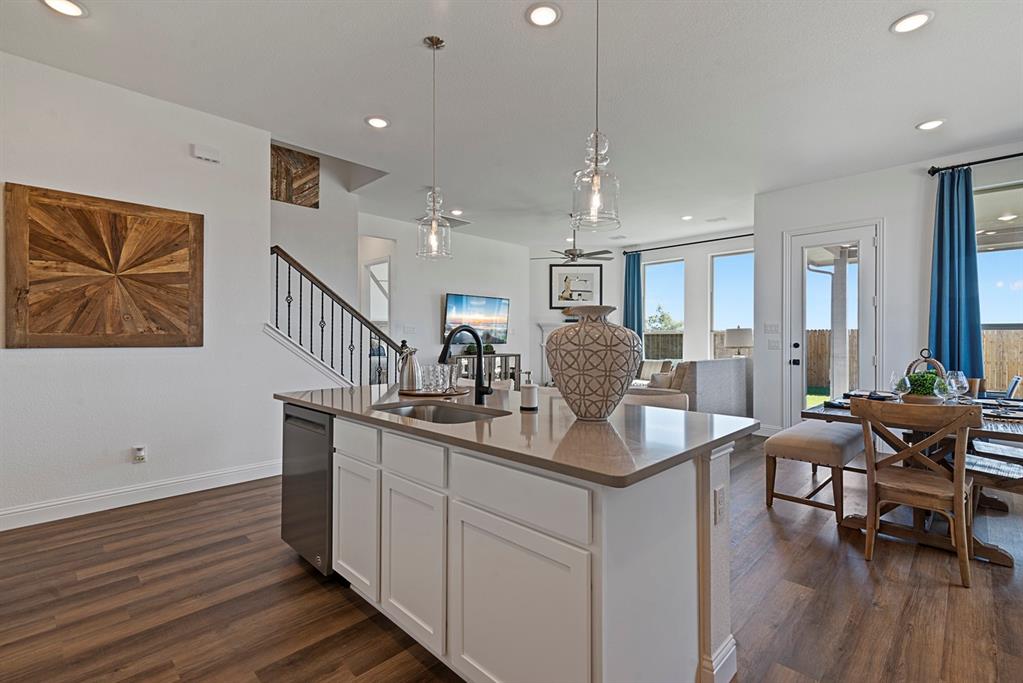 Sheppard's Place - Residential