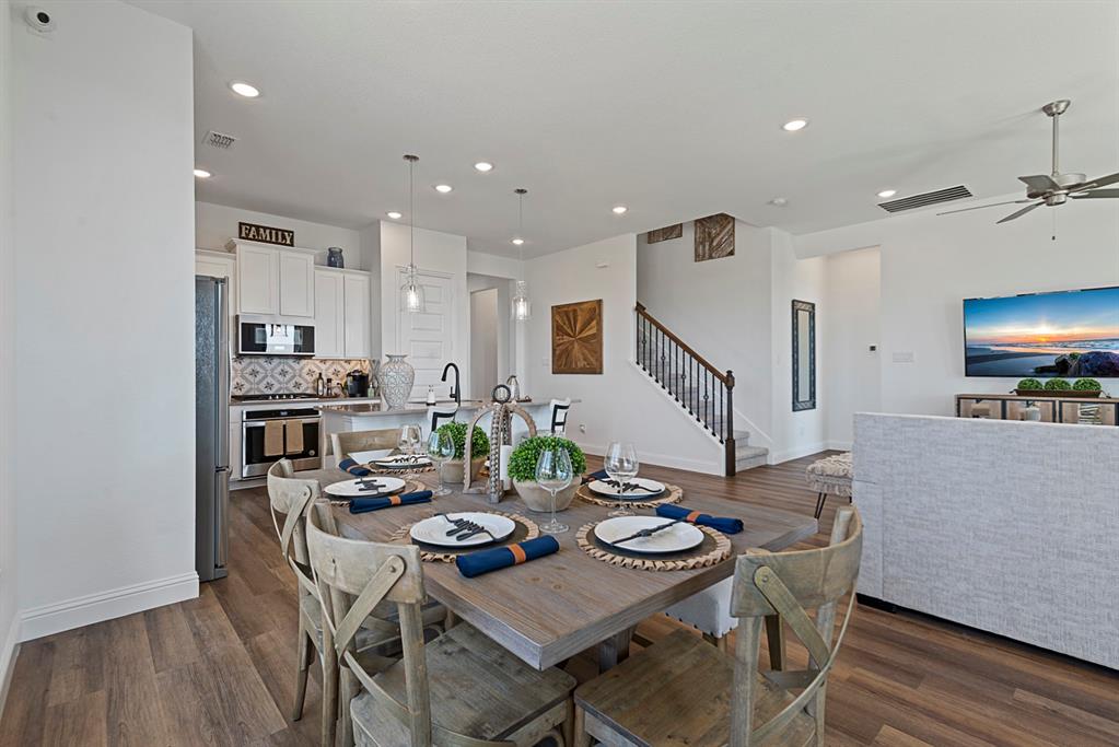 Sheppard's Place - Residential
