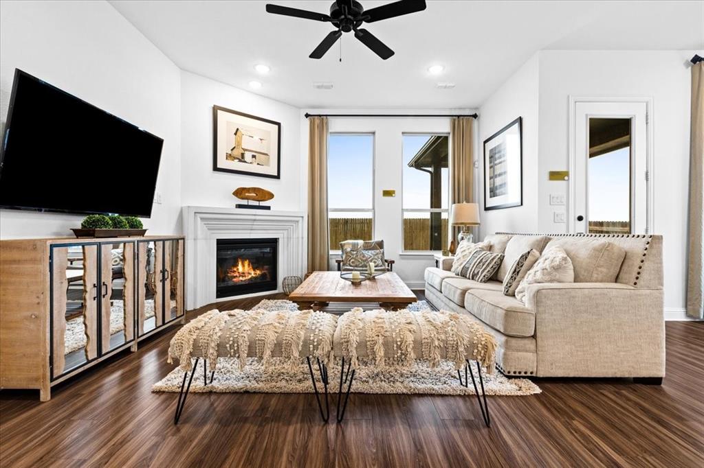 Sheppard's Place - Residential