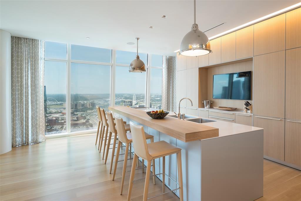 Museum Tower Condo - Residential