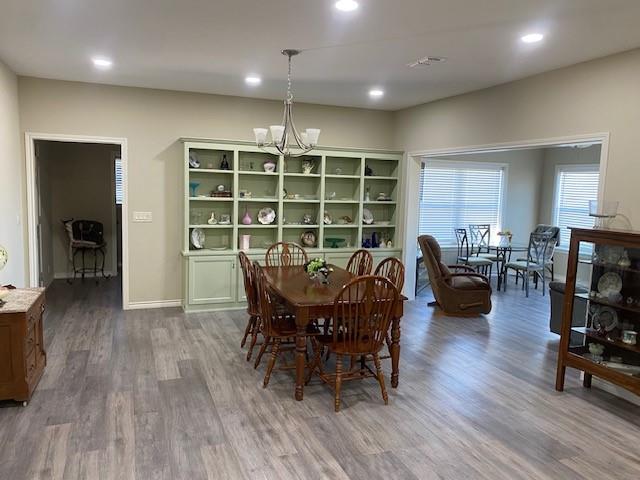 308 N DOUGLAS Street