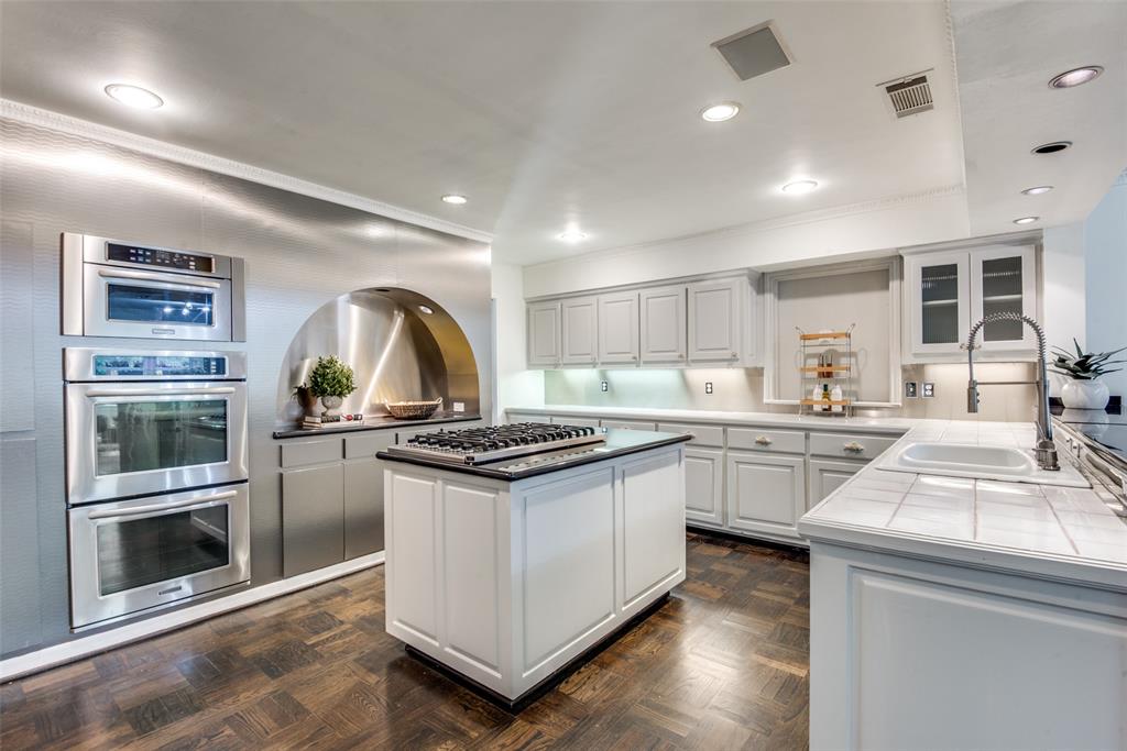 Russwood Acres 01 Instl - Residential