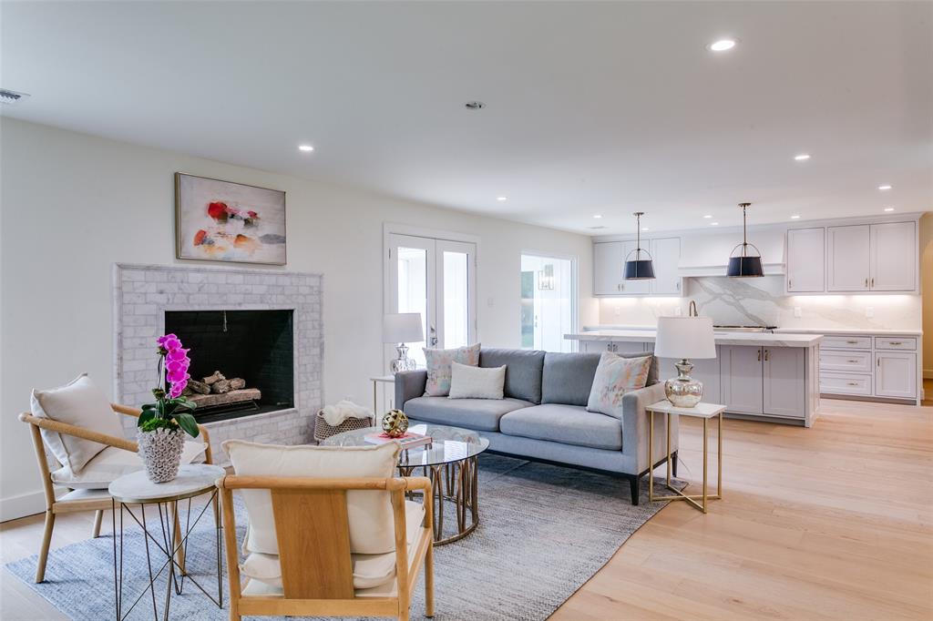 Schreiber Manor 01 Inst - Residential