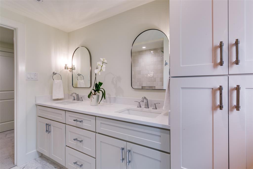 Schreiber Manor 01 Inst - Residential