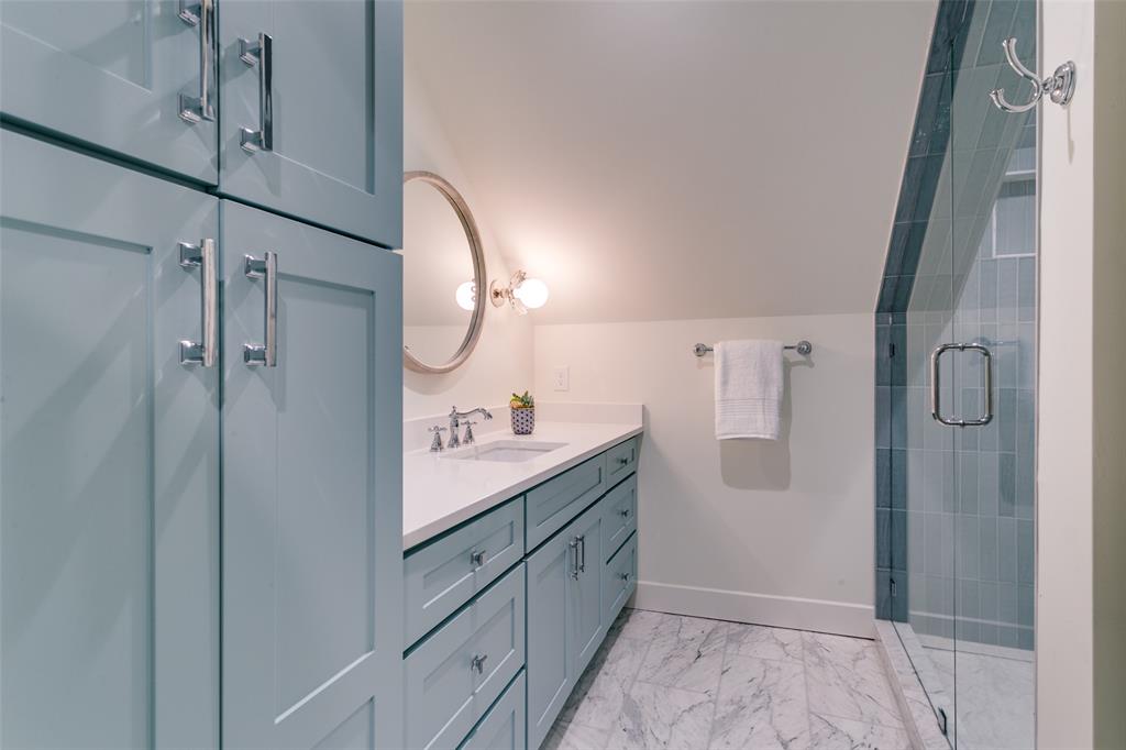 Schreiber Manor 01 Inst - Residential