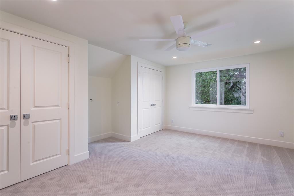 Schreiber Manor 01 Inst - Residential