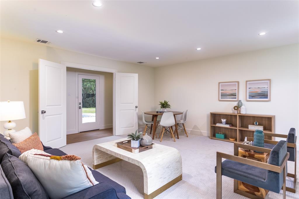 Schreiber Manor 01 Inst - Residential