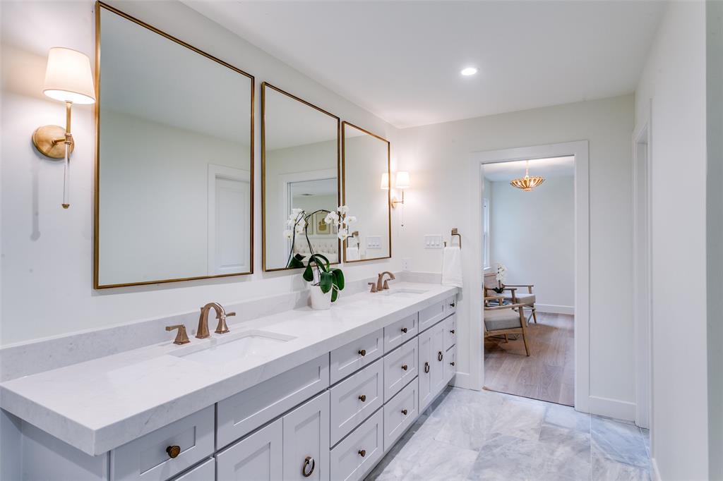 Schreiber Manor 01 Inst - Residential