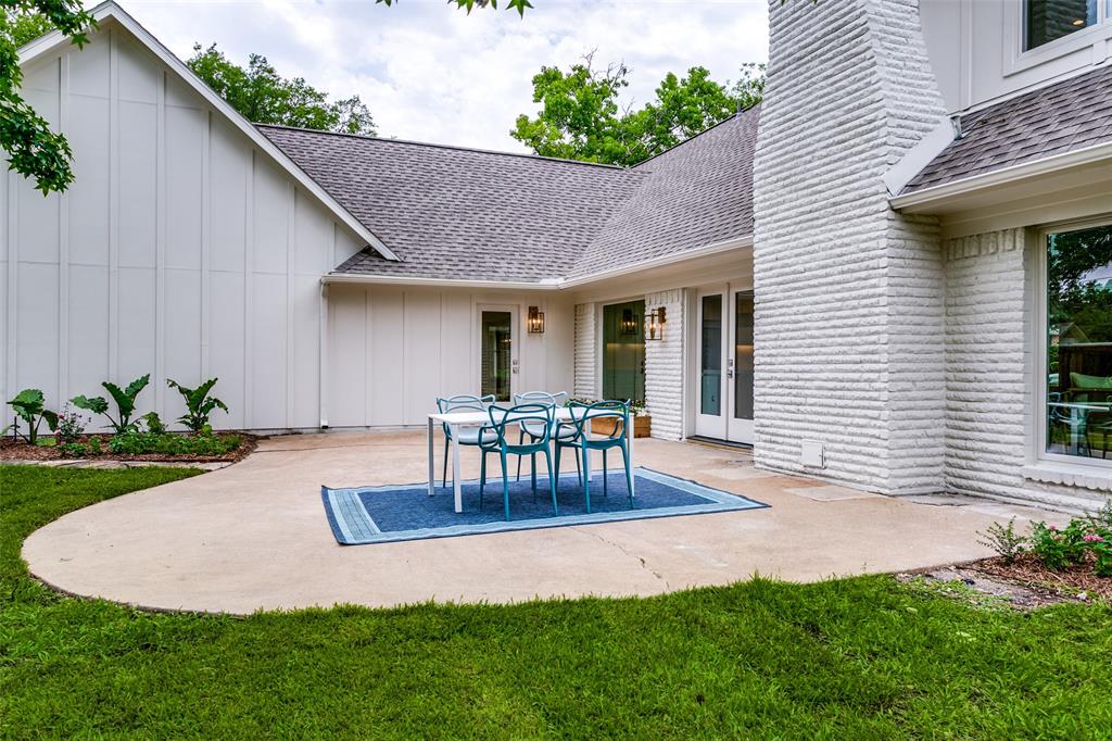 Schreiber Manor 01 Inst - Residential